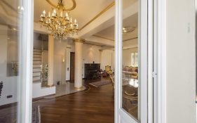 Villa Puccini Bed & Breakfast